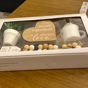 ✨NWT Huntington Home 🏡 Coffee Bar Tray Objects heart, Love, plant, 🪴 beads